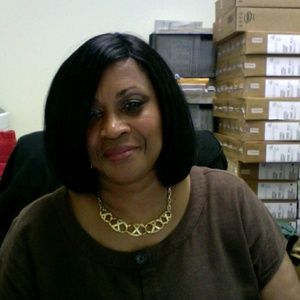 Meet your Posher, Peggy